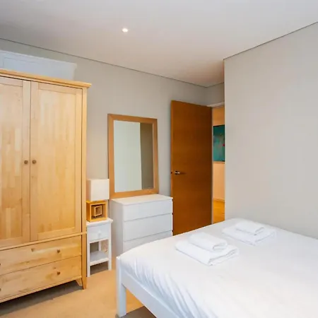 Modern 3 Bedroom Apartment In Paddington Londres Extérieur photo
